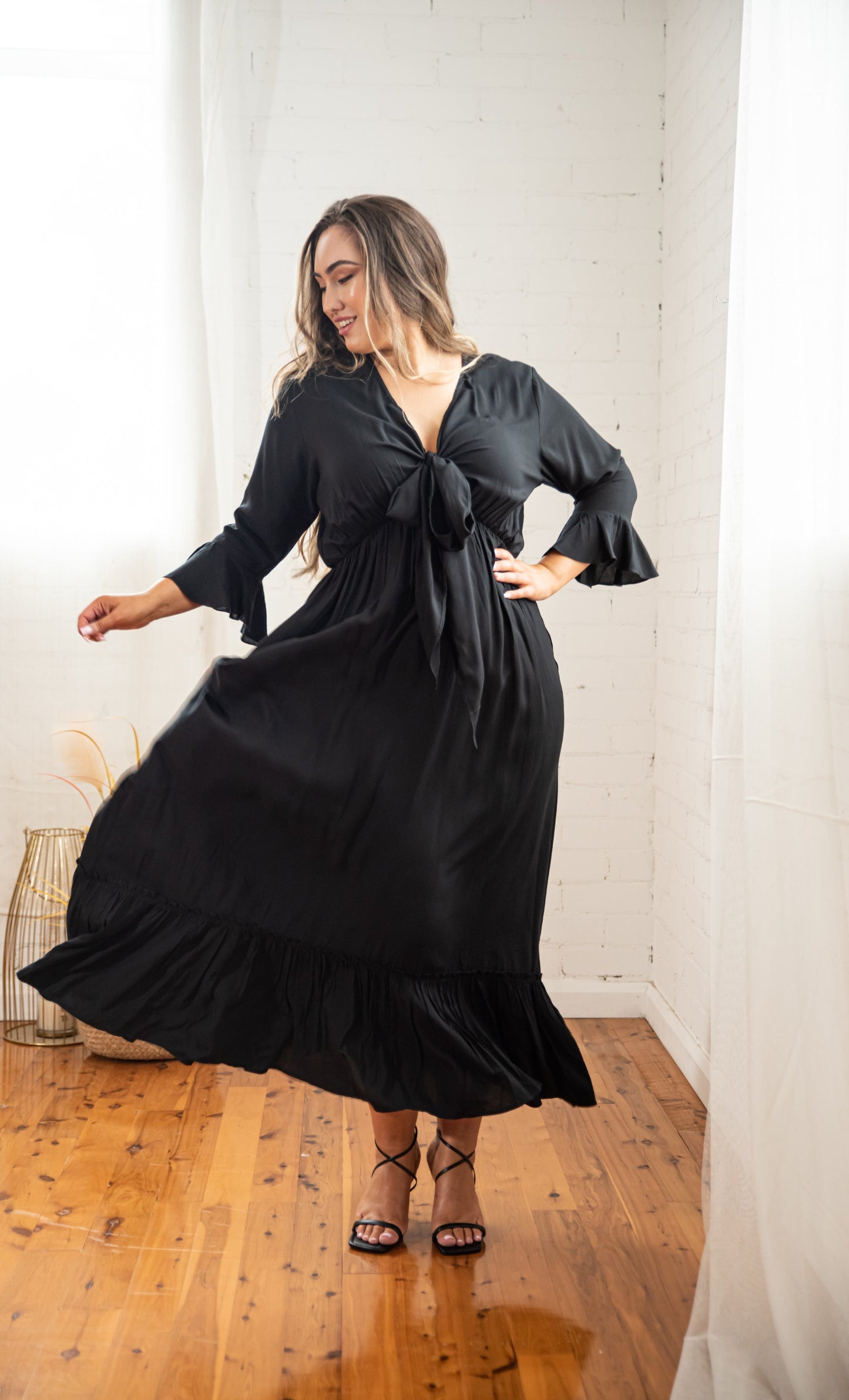 Nicole Tie Front Maxi Dress in Black