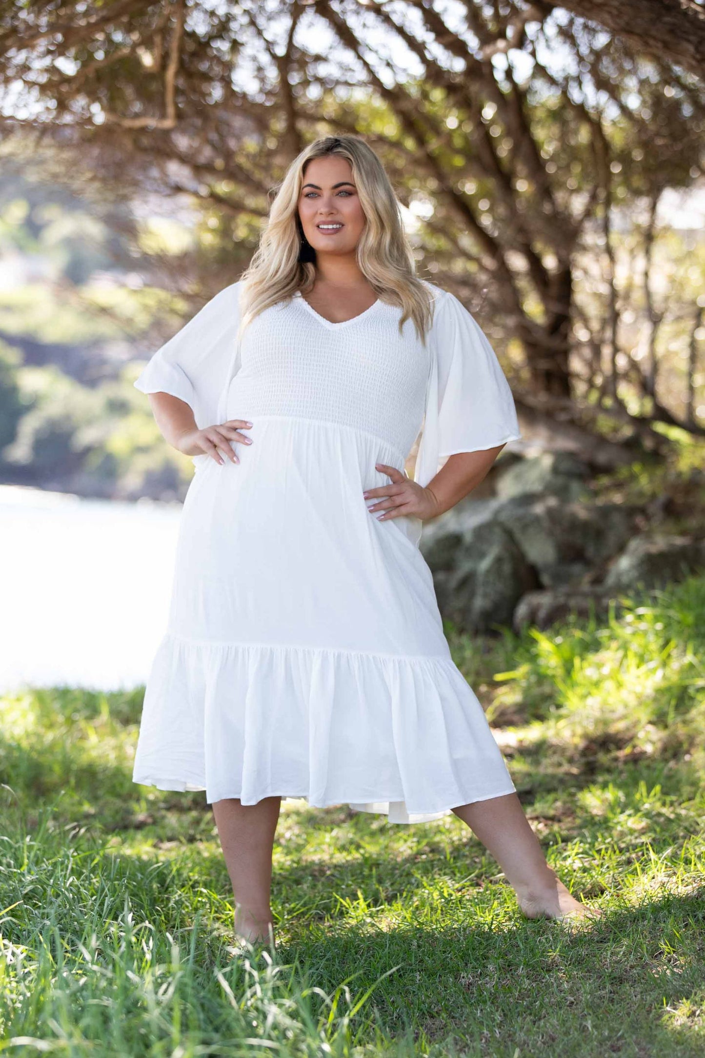 Cleo Short Sleeve Midi Dress in White