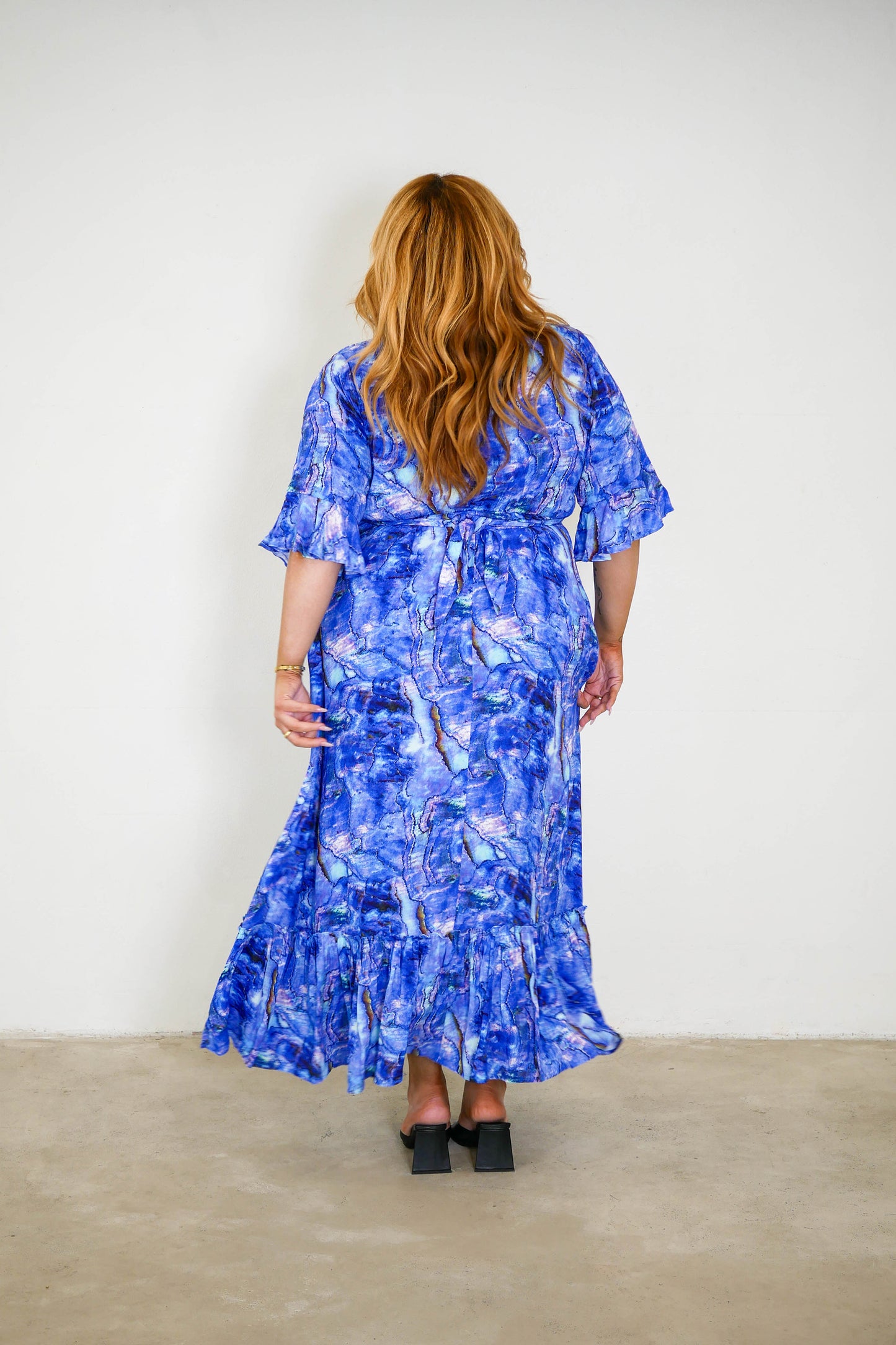 Nicole Tie Front Maxi Dress in Abalone Shell