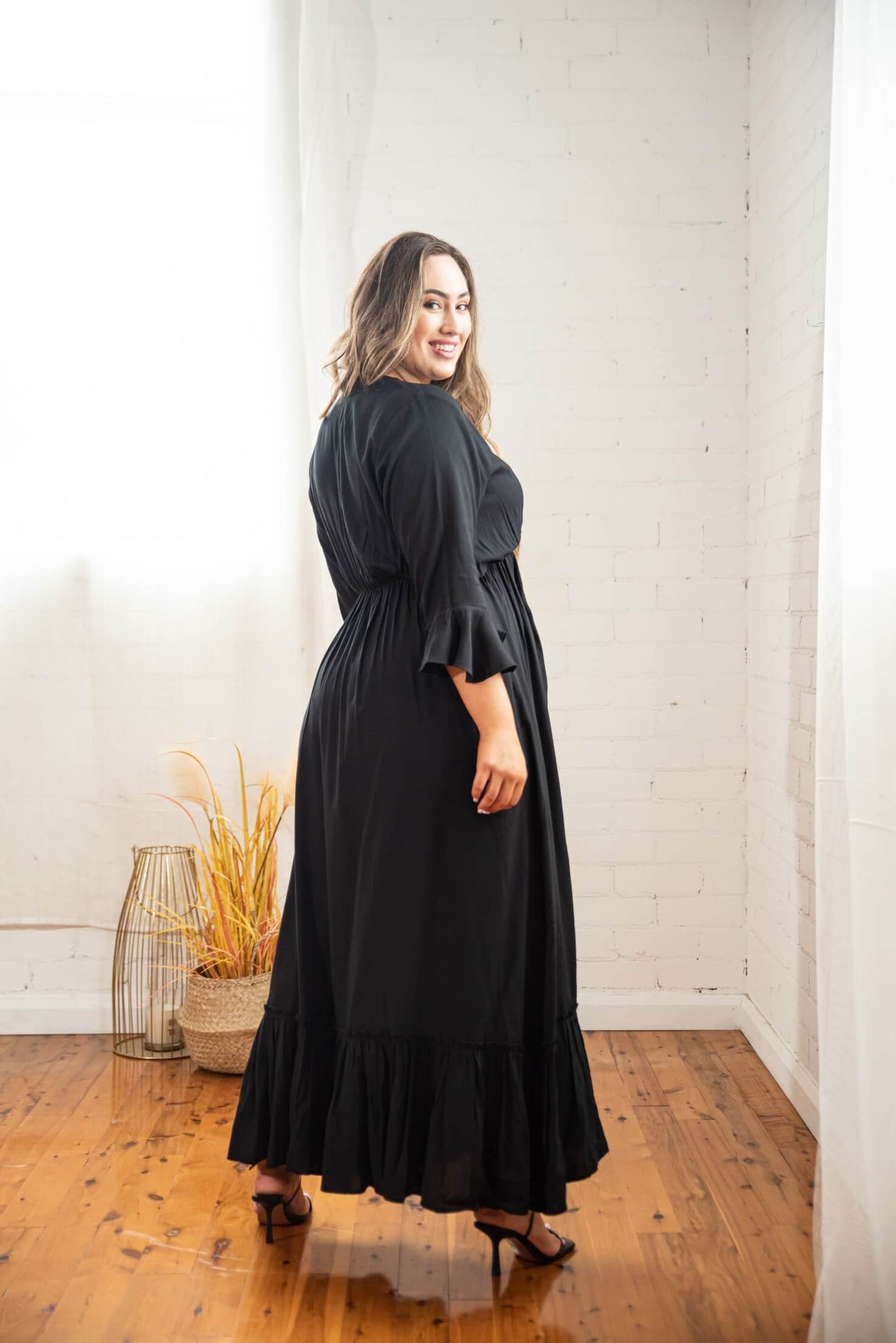 Nicole Tie Front Maxi Dress in Black